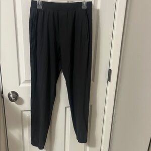 Lululemon Women’s joggers